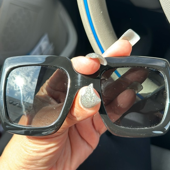 Black Gucci sunglasses authentic! - Picture 1 of 5